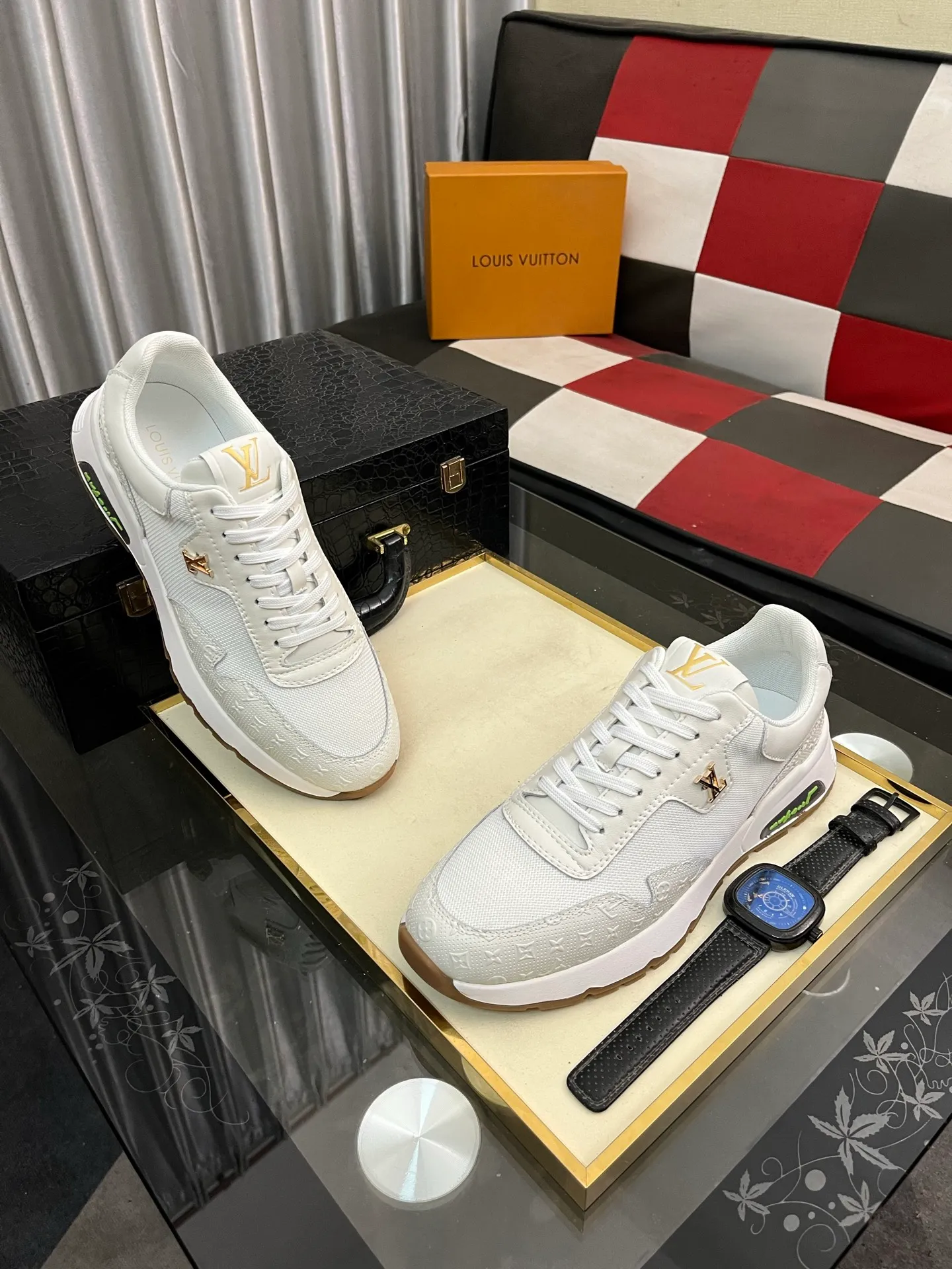 Men's shoes 💰458⌚️⌚️[Louis Vuitton LV] Dad shoes are popular casual sports shoes with outsole, breathable and comfortable, easy to walk, trendy men's versatile fly woven epoxy with ➕leather lining➕Gucci's popular original outsole, sports and running style, super comfortable. Size 38-442️⃣Colors available